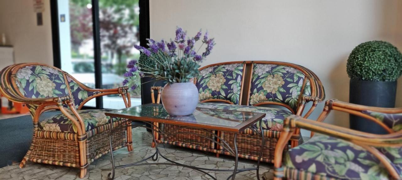 Hotel Villa Platani Riccione Eksteriør bilde